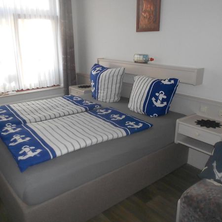 Kajuete Hotel Brake  Kültér fotó