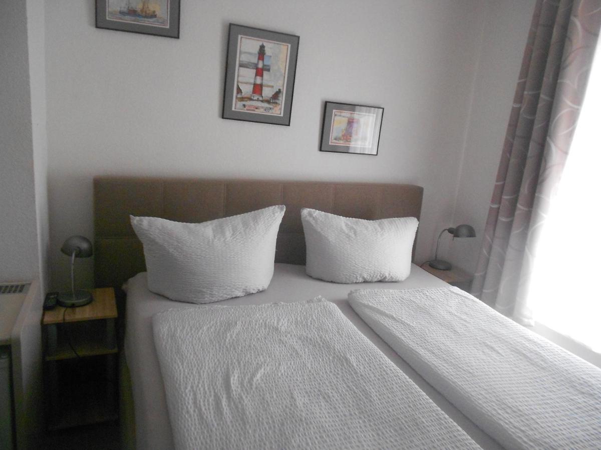 Kajuete Hotel Brake  Kültér fotó