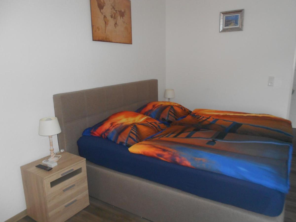 Kajuete Hotel Brake  Kültér fotó